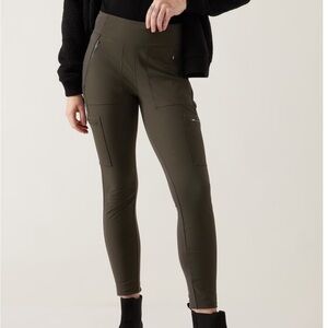 Athleta Headlands Hybrid Cargo Tight